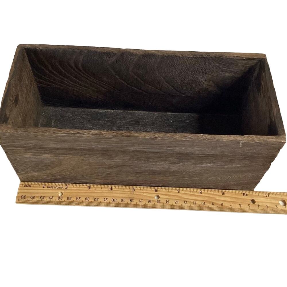 10” Rustic Planters Box - Picture 5 of 7